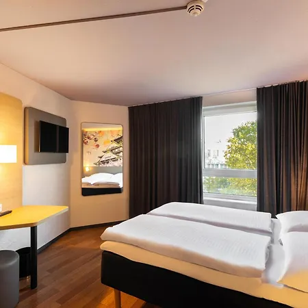 Hotel Duesseldorf-hbf Dusseldorf