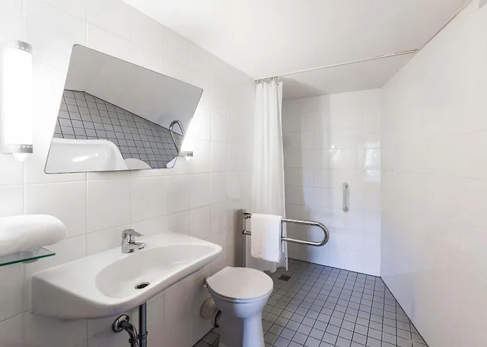 Düsseldorf-hbf Hotel 3*