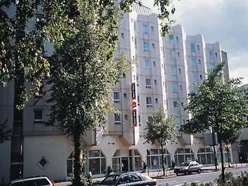 Düsseldorf-hbf Hotel 3*