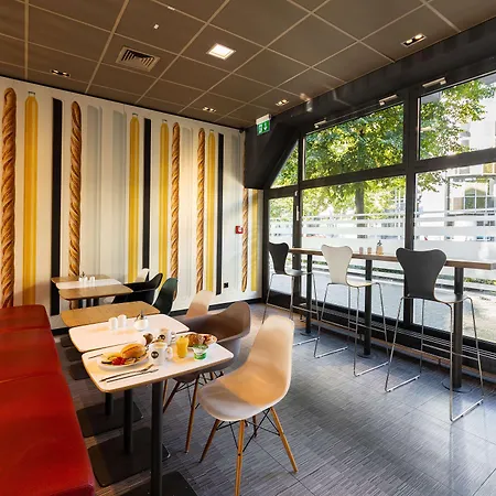 Duesseldorf-hbf Hotel 3*