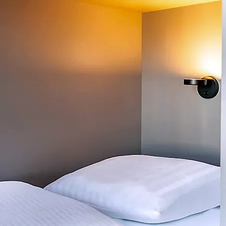 Duesseldorf-hbf Hotel 3*
