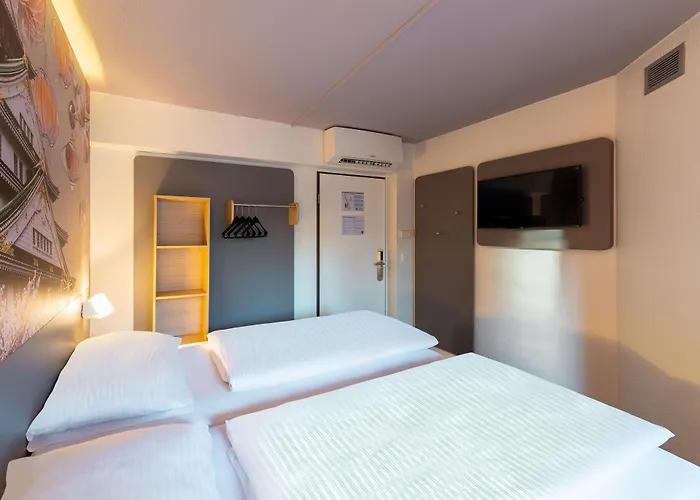 Duesseldorf-hbf 3* دوسلدورف