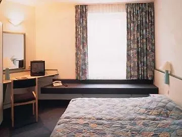 Otel Duesseldorf-hbf