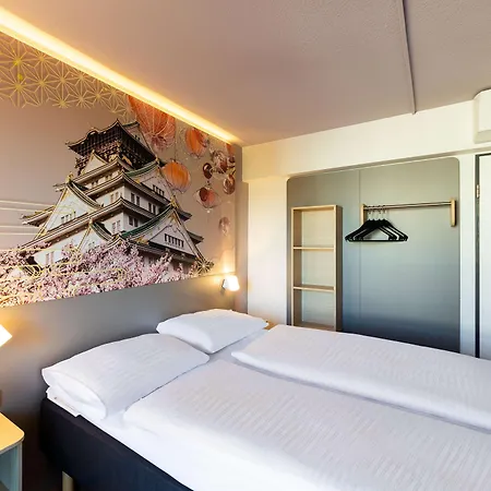 Düsseldorf-hbf Hotel 3*