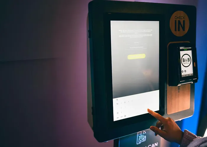 Hotel Duesseldorf-hbf 3*