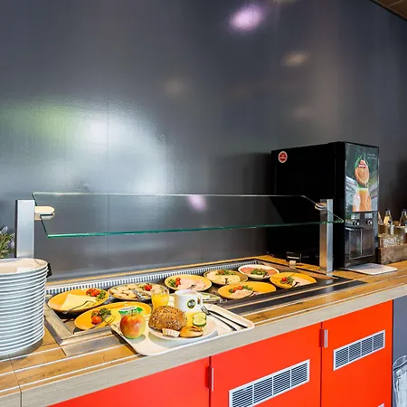 Szálloda Duesseldorf-hbf 3*