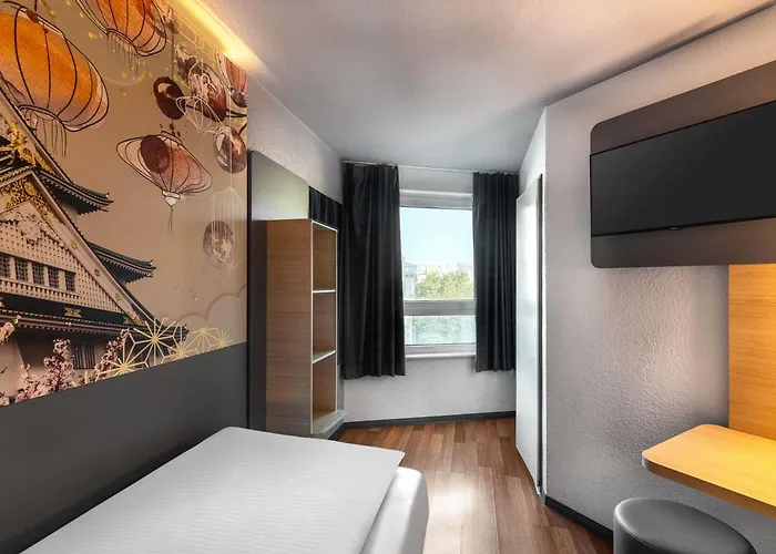 Duesseldorf-hbf 3* 杜塞尔多夫